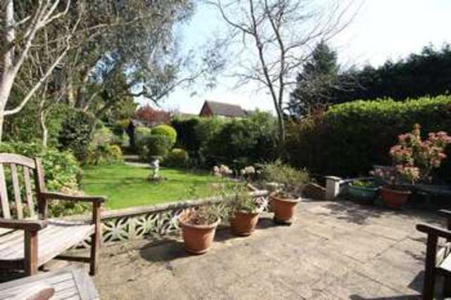  Image of 2 bedroom Detached house for sale in Sylvia Avenue Hatch End Pinner HA5 at Sylvia Avenue Hatch End Pinner, HA5 4QL