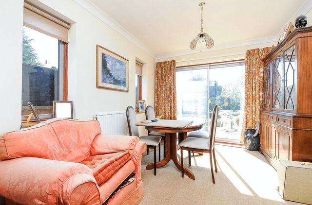  Image of 4 bedroom Detached house for sale in Terrington Close Abingdon OX14 at Terrington Close  Abingdon, OX14 1PQ