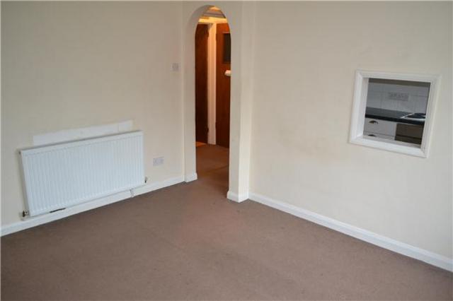  Image of 1 bedroom Flat to rent in Eversfield Place St. Leonards-on-Sea TN37 at East Sussex, TN37 6QP