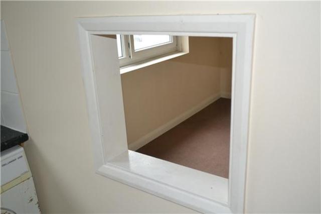  Image of 1 bedroom Flat to rent in Eversfield Place St. Leonards-on-Sea TN37 at East Sussex, TN37 6QP