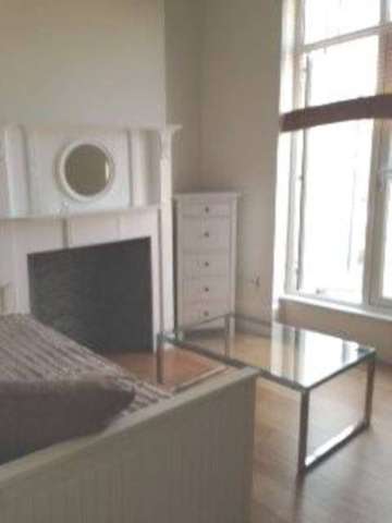  Image of Studio flat to rent in Rotherhithe New Road London SE16 at S     The Court Yard, Rotherhithe New Road Surrey Quays London, SE16 2AH