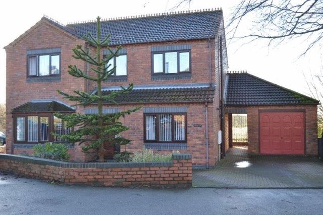  Image of 6 bedroom Detached house for sale in The Crescent Lea Gainsborough DN21 at The Crescent  Gainsborough, DN21 5HP
