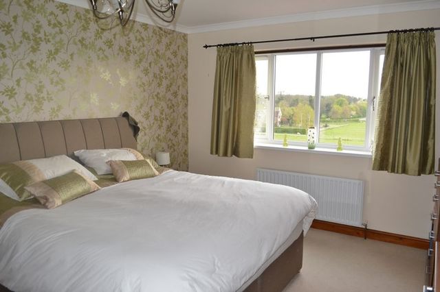  Image of 6 bedroom Detached house for sale in The Crescent Lea Gainsborough DN21 at The Crescent  Gainsborough, DN21 5HP