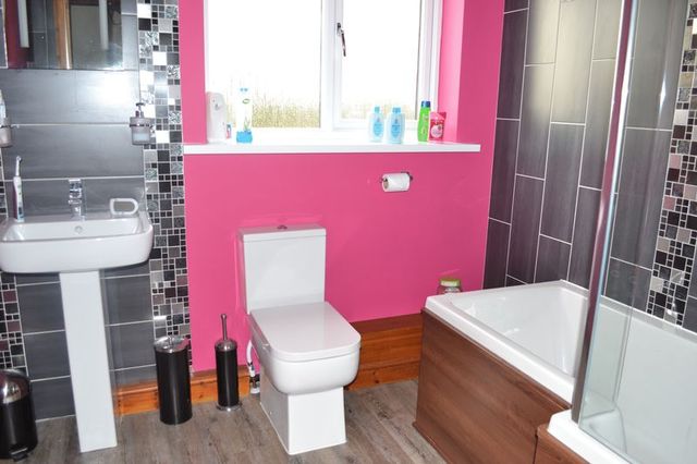  Image of 6 bedroom Detached house for sale in The Crescent Lea Gainsborough DN21 at The Crescent  Gainsborough, DN21 5HP