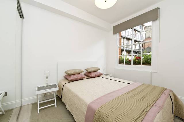  Image of 1 bedroom Property to rent in The Porticos Kings Road London SW3 at The Porticos  374 Kings Road, SW3 5UW