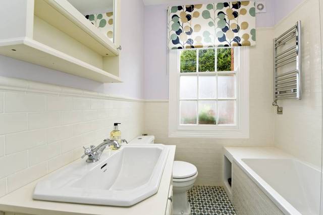  Image of 1 bedroom Property to rent in The Porticos Kings Road London SW3 at The Porticos  374 Kings Road, SW3 5UW