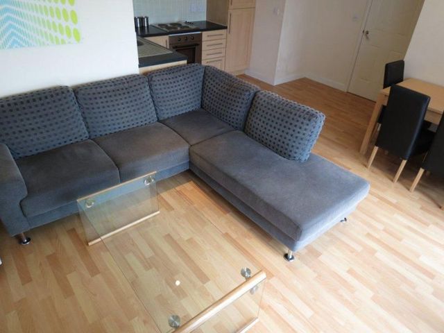  Image of 2 bedroom Apartment to rent in Wilton Place Salford M3 at Wilton Place  Salford, M3 6FT
