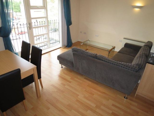  Image of 2 bedroom Apartment to rent in Wilton Place Salford M3 at Wilton Place  Salford, M3 6FT
