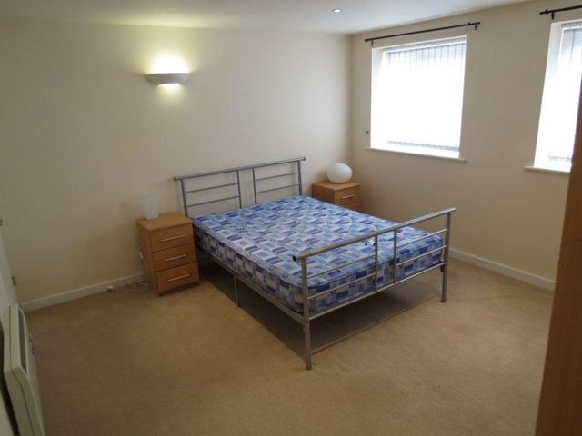  Image of 2 bedroom Apartment to rent in Wilton Place Salford M3 at Wilton Place  Salford, M3 6FT