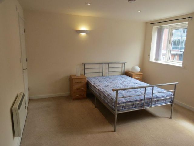  Image of 2 bedroom Apartment to rent in Wilton Place Salford M3 at Wilton Place  Salford, M3 6FT