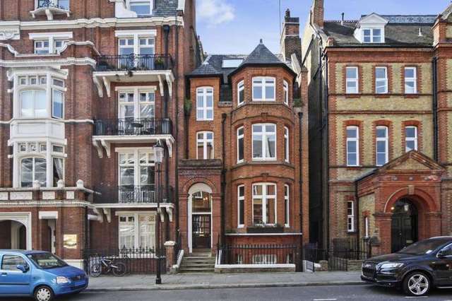  Image of 5 bedroom Maisonette to rent in Tite Street London SW3 at Tite Street  London, SW3 4JA
