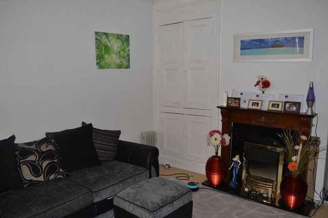  Image of 3 bedroom Semi-Detached house for sale in Trinity Street Gainsborough DN21 at Trinity Street  Gainsborough, DN21 1JF