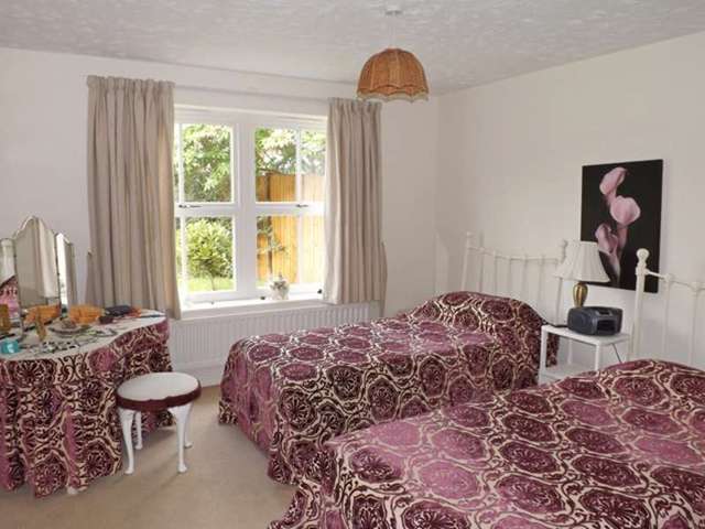  Image of 3 bedroom Detached house for sale in Tyne Drive Evesham WR11 at Tyne Drive  Evesham, WR11 3FG
