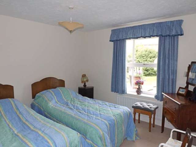  Image of 3 bedroom Detached house for sale in Tyne Drive Evesham WR11 at Tyne Drive  Evesham, WR11 3FG