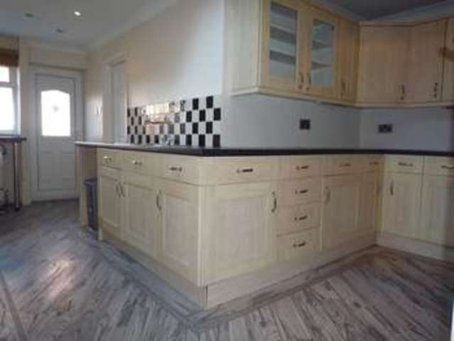  Image of 3 bedroom Terraced house to rent in Victoria Road Barry CF62 at Victoria Road  Barry, CF62 6PG