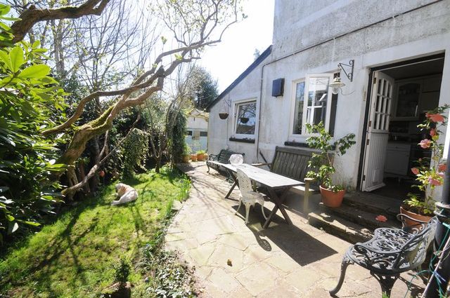  Image of 3 bedroom Semi-Detached house for sale in Meadow Walk Walton on the Hill Tadworth KT20 at Meadow Walk Walton on the Hill Tadworth, KT20 7UF