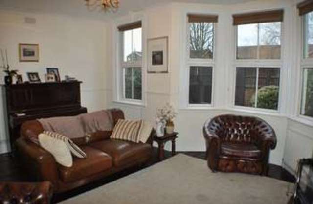  Image of 4 bedroom Detached house for sale in Walton Road West Molesey KT8 at Walton Road  West Molesey, KT8 2HY