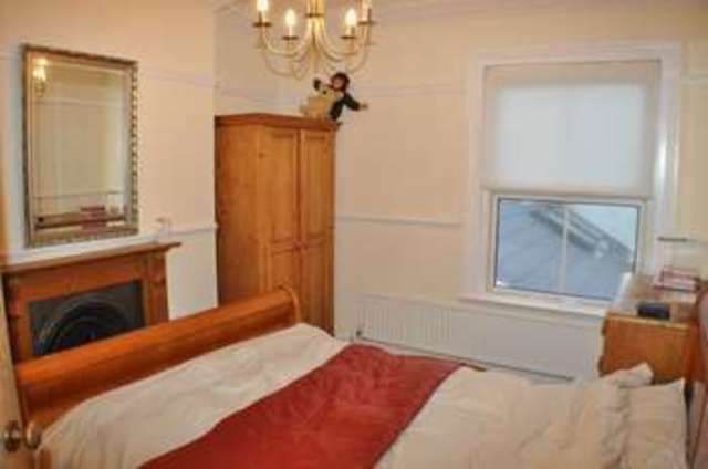  Image of 4 bedroom Detached house for sale in Walton Road West Molesey KT8 at Walton Road  West Molesey, KT8 2HY