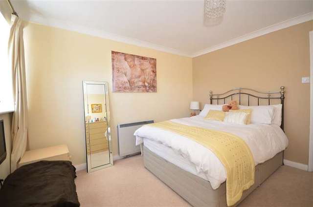  Image of 1 bedroom Maisonette for sale in Warnett Court Willowside Snodland ME6 at Snodland Kent Snodland, ME6 5QS