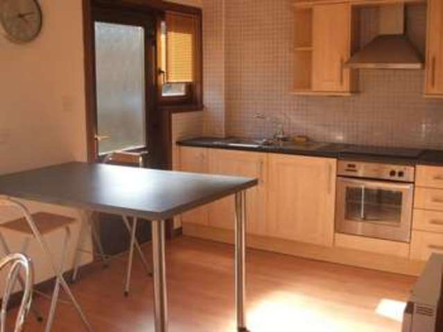  Image of 2 bedroom Terraced house to rent in Waterloo Road Lanark ML11 at Waterloo Road  Lanark, ML11 7PZ
