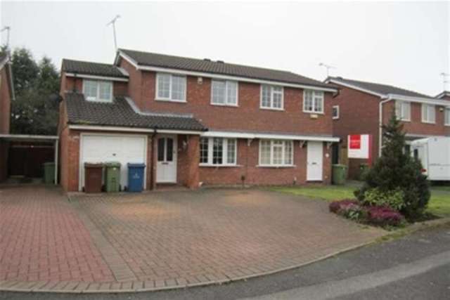  Image of 3 bedroom Semi-Detached house to rent in Weaver Drive Stafford ST17 at Stafford, ST17 9DD