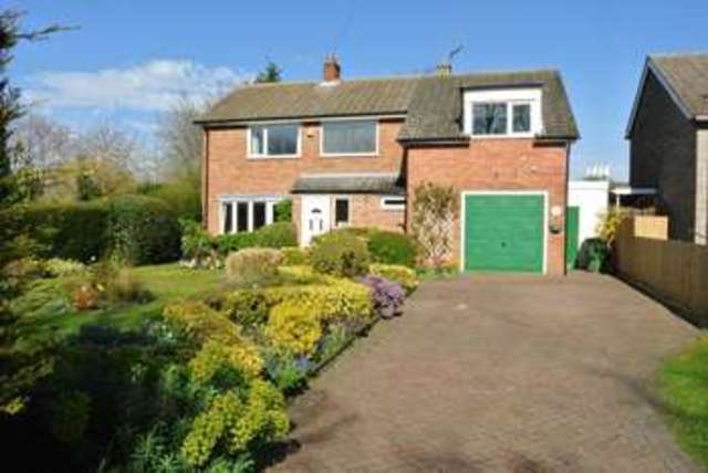  Image of 5 bedroom Detached house for sale in Welby Gardens Grantham NG31 at Welby Gardens  Grantham, NG31 8BN