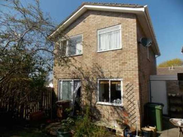  Image of 3 bedroom Detached house for sale in Wensleydale Droitwich WR9 at Wenslydale  Droitwich, WR9 8PF