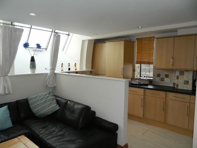  Image of 2 bedroom Flat for sale in Locking Road Weston-super-Mare BS23 at Locking Road  Weston-Super-Mare, BS23 3EN