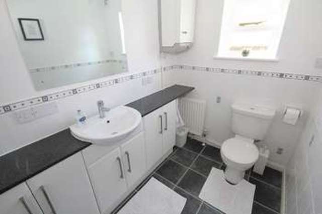  Image of 4 bedroom Detached house for sale in High Street Westoning Bedford MK45 at High Street Westoning Westoning, MK45 5JG