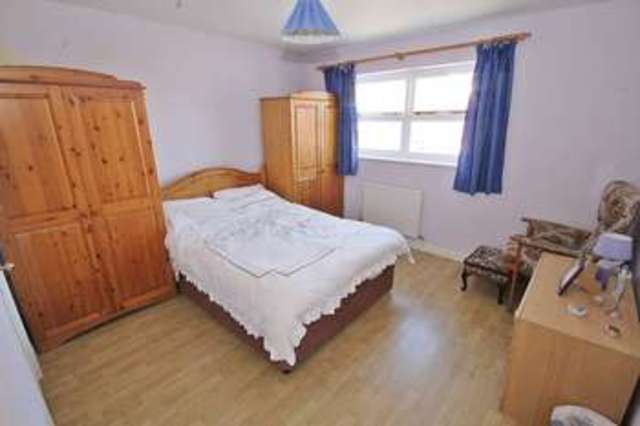  Image of 4 bedroom Detached house for sale in High Street Westoning Bedford MK45 at High Street Westoning Westoning, MK45 5JG