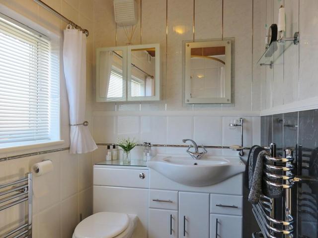  Image of 3 bedroom Detached house for sale in Willerby Road Hull HU5 at HULL, HU5 5JN