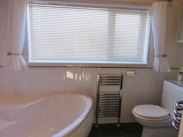  Image of 3 bedroom Detached house for sale in Willerby Road Hull HU5 at HULL, HU5 5JN