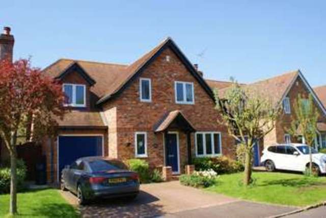  Image of 4 bedroom Detached house for sale in Alderney Gardens Winnersh Wokingham RG41 at Alderney Gardens Winnersh Wokingham, RG41 5RH