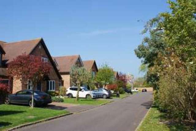  Image of 4 bedroom Detached house for sale in Alderney Gardens Winnersh Wokingham RG41 at Alderney Gardens Winnersh Wokingham, RG41 5RH