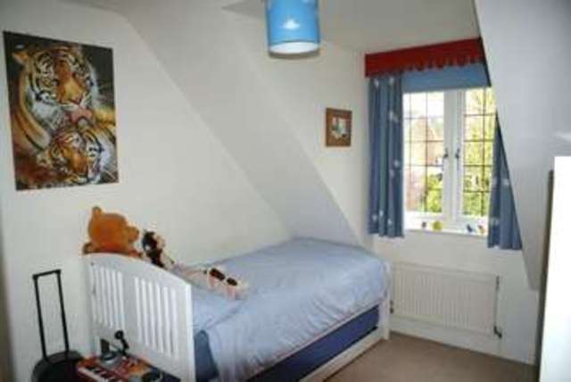  Image of 4 bedroom Detached house for sale in Alderney Gardens Winnersh Wokingham RG41 at Alderney Gardens Winnersh Wokingham, RG41 5RH