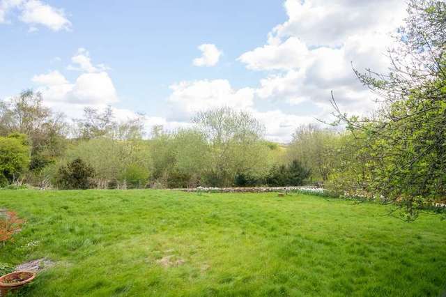  Image of 4 bedroom Detached house to rent in Withington Cheltenham GL54 at Cheltenham GL54 4BG Cheltenham Gloucestershire, GL54 4BG