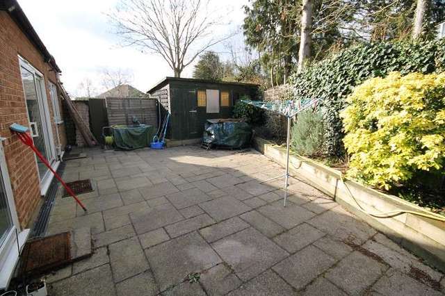  Image of 5 bedroom Detached house to rent in Wolmer Gardens Edgware HA8 at Wolmer Gardens  Edgware, HA8 8QF