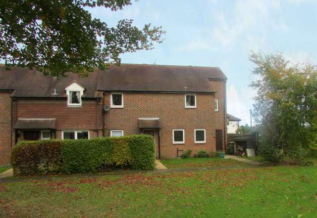  Image of 2 bedroom Detached house to rent in Wood Green Woodcote Reading RG8 at Woodcote  Reading, RG8 0QQ