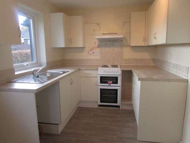  Image of 2 bedroom Detached house to rent in Wood Green Woodcote Reading RG8 at Woodcote  Reading, RG8 0QQ