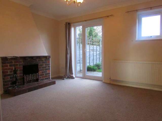  Image of 2 bedroom Detached house to rent in Wood Green Woodcote Reading RG8 at Woodcote  Reading, RG8 0QQ