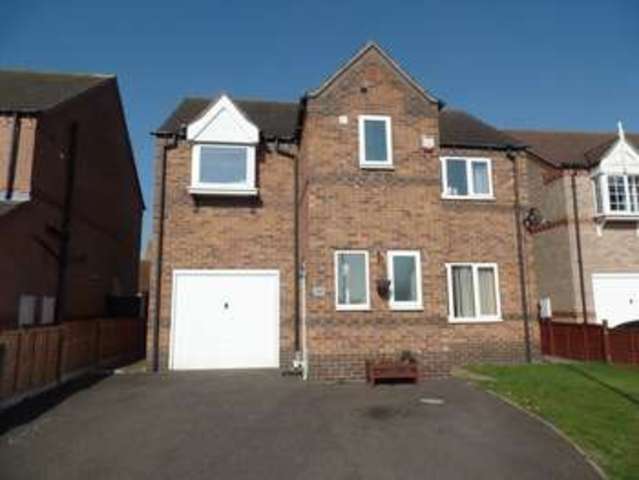  Image of 4 bedroom Detached house for sale in Woodfield Avenue Lincoln LN6 at Woodfield Avenue  Lincoln, LN6 0PX