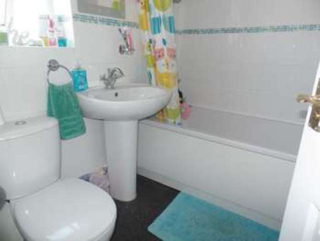  Image of 4 bedroom Detached house for sale in Woodfield Avenue Lincoln LN6 at Woodfield Avenue  Lincoln, LN6 0PX