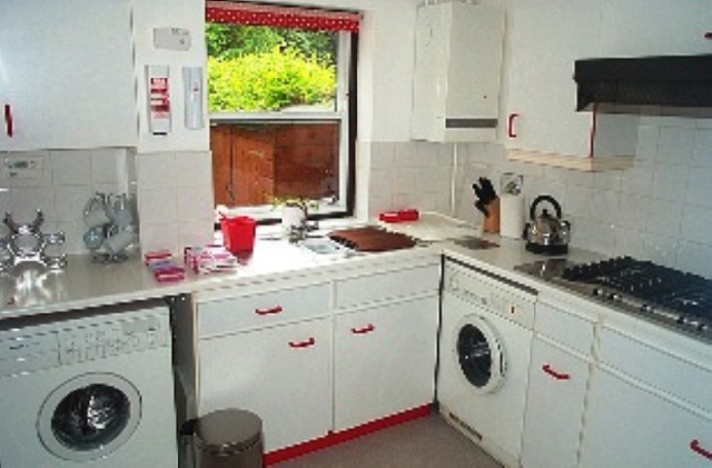  Image of 2 bedroom Detached house to rent in Woodlands Way Southampton SO15 at Northlands Road Southampton Southampton, SO15 2TJ