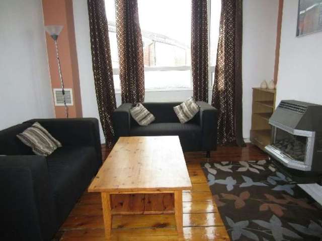  Image of 3 bedroom Terraced house to rent in Woodliffe Street Old Trafford Manchester M16 at Woodliffe Street  Manchester, M16 9JS
