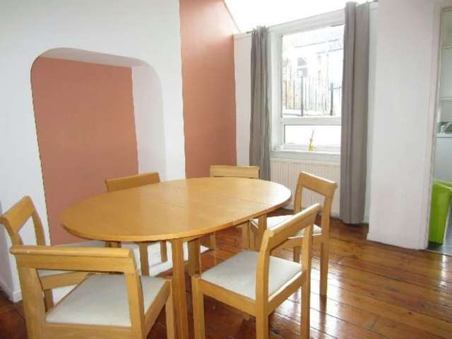  Image of 3 bedroom Terraced house to rent in Woodliffe Street Old Trafford Manchester M16 at Woodliffe Street  Manchester, M16 9JS