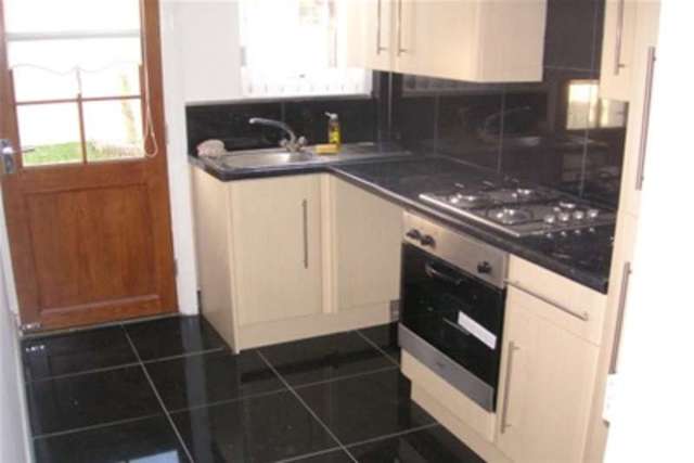  Image of 3 bedroom Terraced house to rent in Worcester Drive Liverpool L13 at Liverpool, L13 9AX