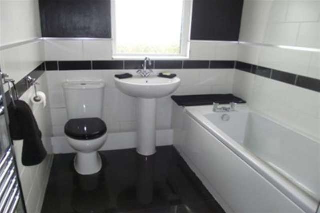  Image of 3 bedroom Terraced house to rent in Worcester Drive Liverpool L13 at Liverpool, L13 9AX
