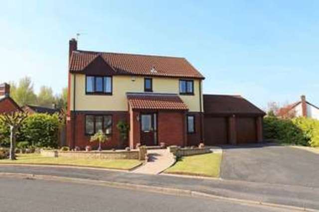  Image of 4 bedroom Detached house for sale in Wordsworth Way Priorslee Telford TF2 at Wordsworth Way Priorslee Telford, TF2 9RW