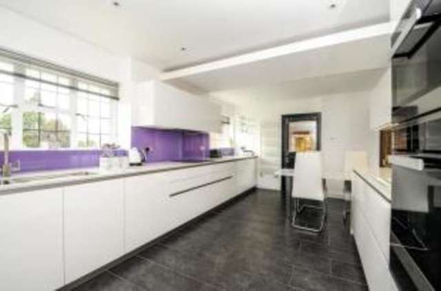  Image of 5 bedroom Detached house for sale in Yester Road Chislehurst BR7 at Chislehurst  Chislehurst, BR7 5HR