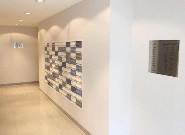  Image of 1 bedroom Flat to rent in Guildford Road Hook Heath Woking GU22 at Guildford Road  Woking, GU22 7RF